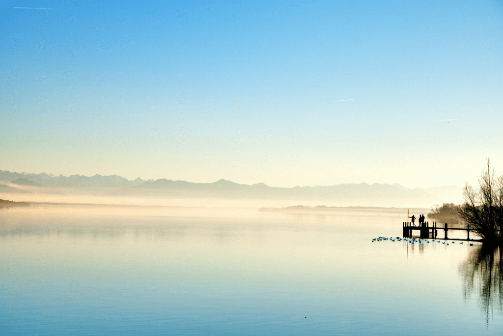 Top 7 Stand-up Paddling (SUP) Places Around Munich That You Cannot Miss