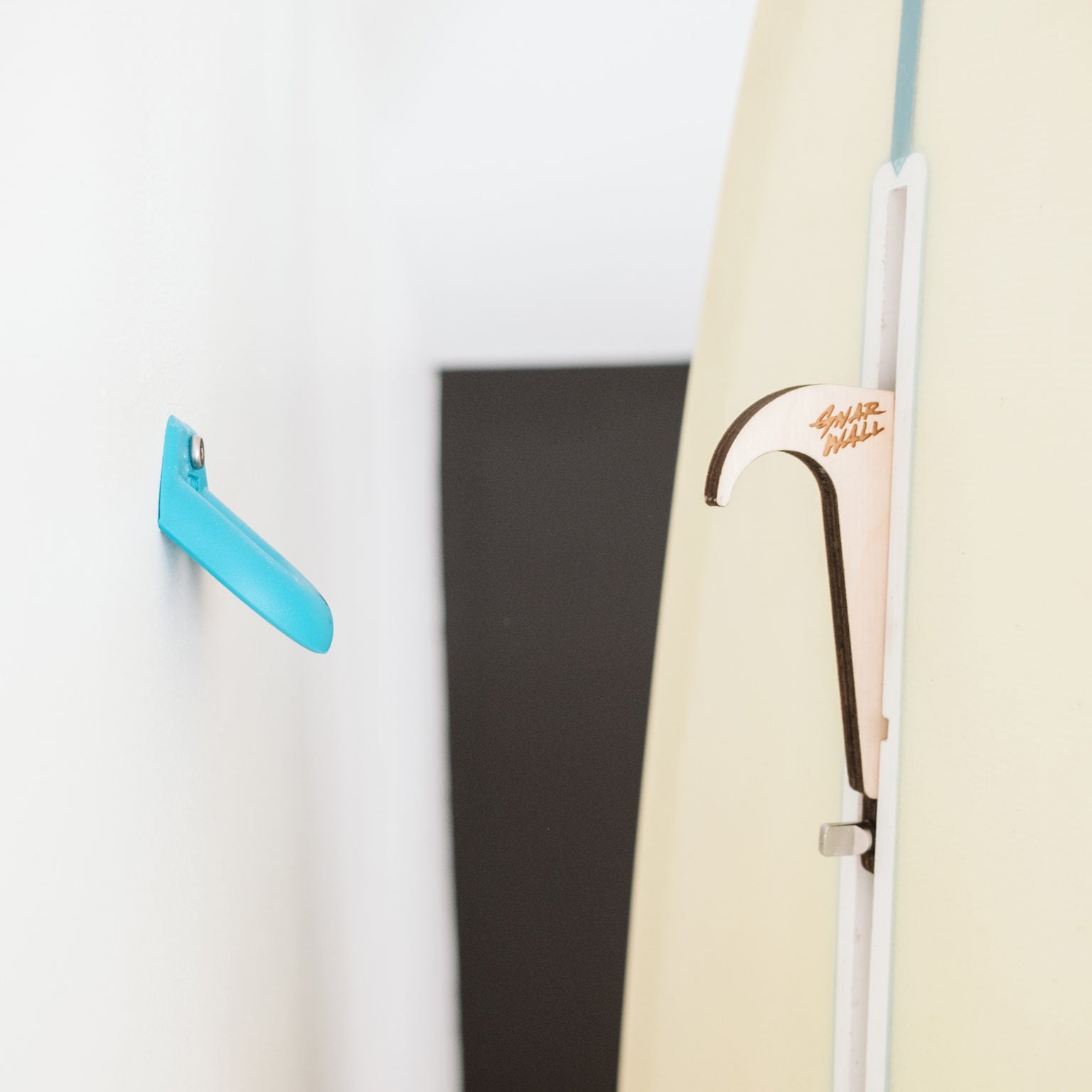 GNARWALL Surfboard Wall Rack (vertical tip-down)
